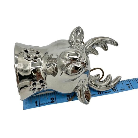 Set of 2 Reindeer Heads 1 Silver 1 White Ceramic 6in Tall x 3in Wide - Picture 6 of 9